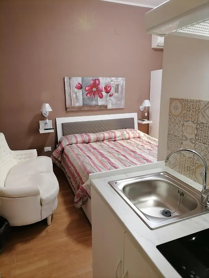 *** Guest house Alloggi Le Stanze Di Medea Palermo Italy